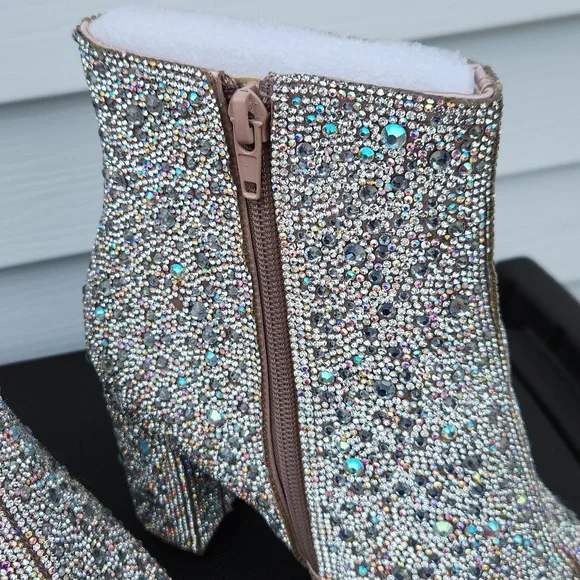 EUC Betsy Johnson Glass stone upper Sequins 3 1/2" heeled Boots sz 8.5M - Picture 2 of 14